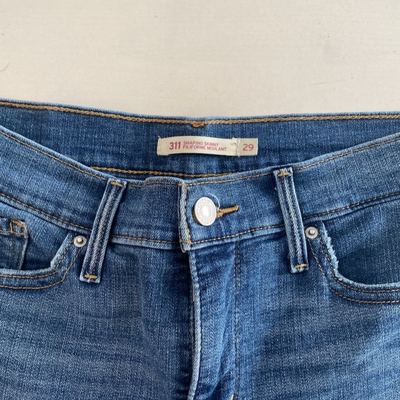 Levi’s 311 - women’s shaping skinny Jean. 29. - Picture 2 of 7